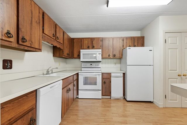 235 Winthrop St 4401, Medford, MA 02155
