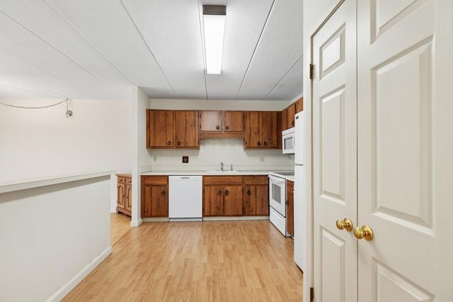 235 Winthrop St 4401, Medford, MA 02155