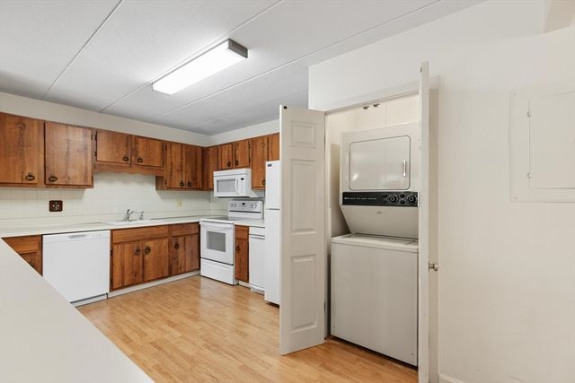 235 Winthrop St 4401, Medford, MA 02155