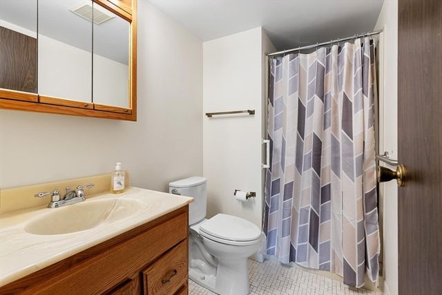 235 Winthrop St 4401, Medford, MA 02155