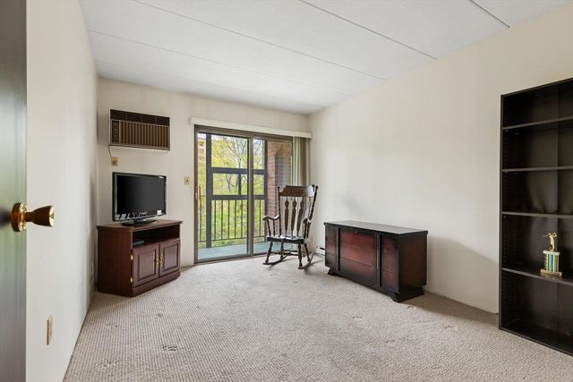 235 Winthrop St 4401, Medford, MA 02155
