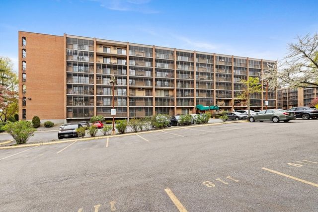 235 Winthrop St 4401, Medford, MA 02155