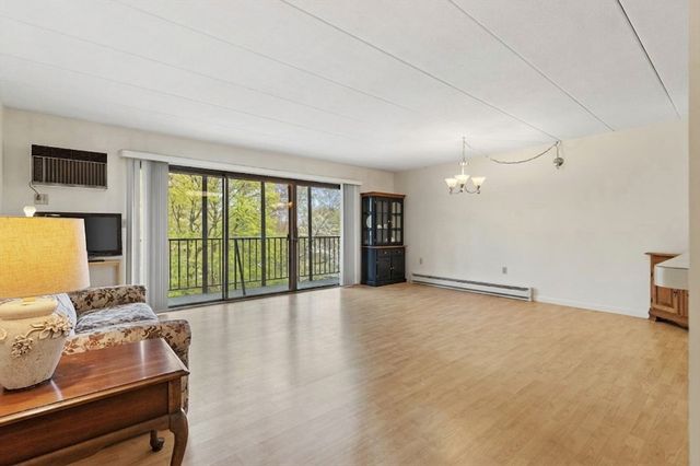 235 Winthrop St 4401, Medford, MA 02155