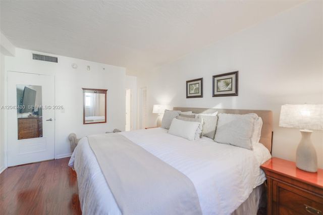 3000 S Ocean Drive 514, Hollywood, FL 33019