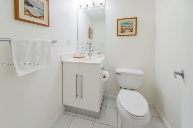 3000 S Ocean Drive 514, Hollywood, FL 33019