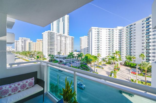 3000 S Ocean Drive 514, Hollywood, FL 33019
