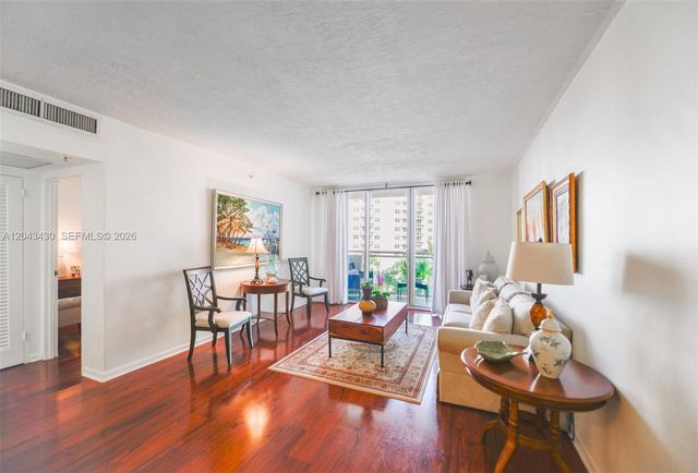 3000 S Ocean Drive 514, Hollywood, FL 33019