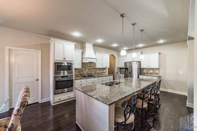 19 Regia Drive SW, Huntsville, AL 35824