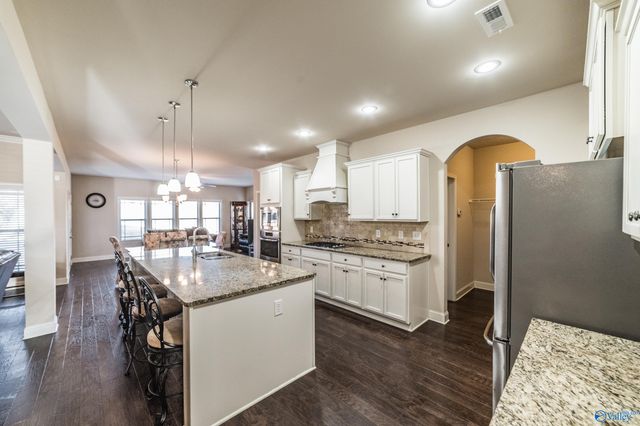 19 Regia Drive SW, Huntsville, AL 35824