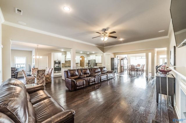 19 Regia Drive SW, Huntsville, AL 35824