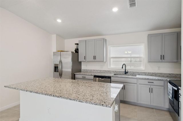 1247 PAPAYA CIRCLE, Davenport, FL 33897