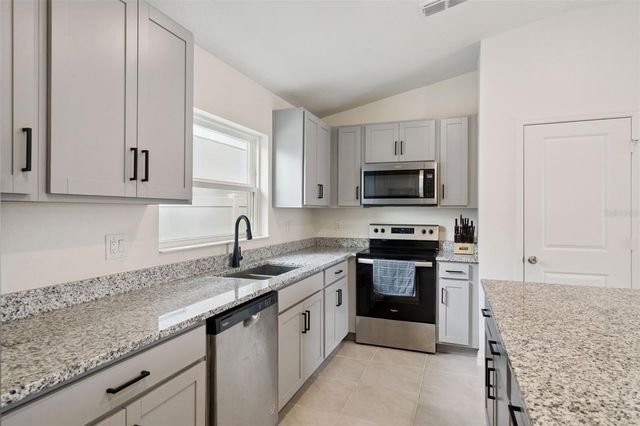 1247 PAPAYA CIRCLE, Davenport, FL 33897