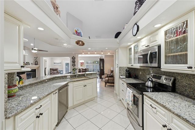 803 PINE MEADOWS ROAD, Orlando, FL 32825