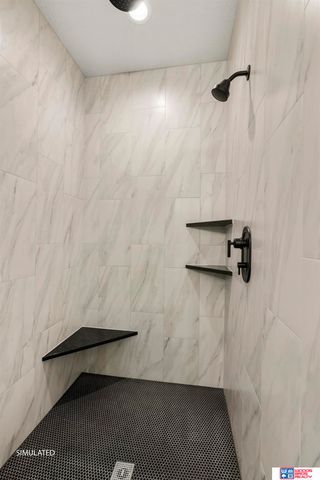 921 N 105th Street, Lincoln, NE 68527