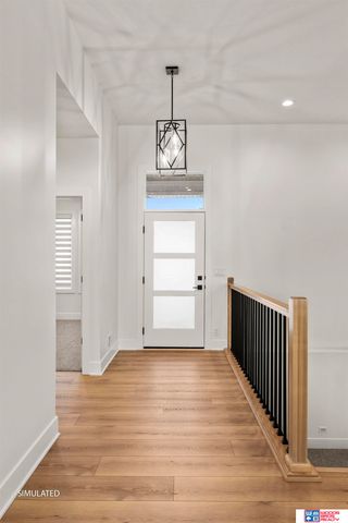 921 N 105th Street, Lincoln, NE 68527