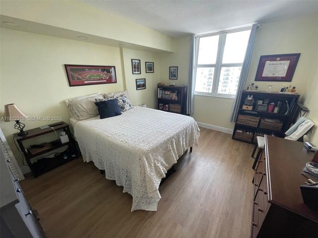 117 NW 42nd Avenue 1506, Miami, FL 33126