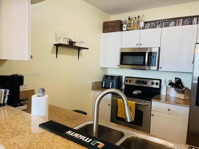 117 NW 42nd Avenue 1506, Miami, FL 33126