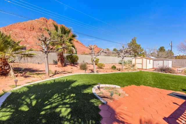 125 E 300 N, Ivins, UT 84738