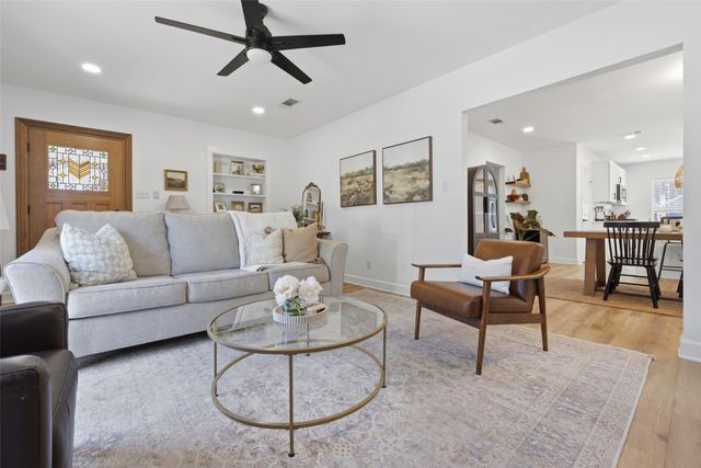 3935 El Campo Avenue, Fort Worth, TX 76107