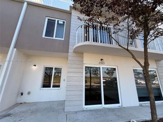 25823 SW 145th Ave, Homestead, FL 33032