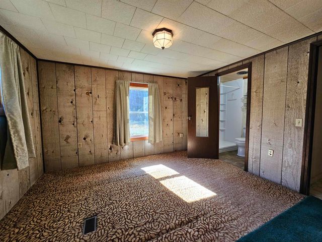 818 Davidson Hill Road, Chester, VT 05143