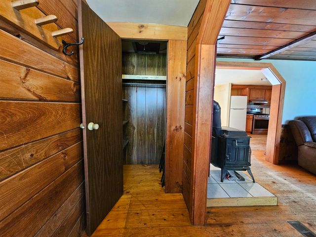 818 Davidson Hill Road, Chester, VT 05143