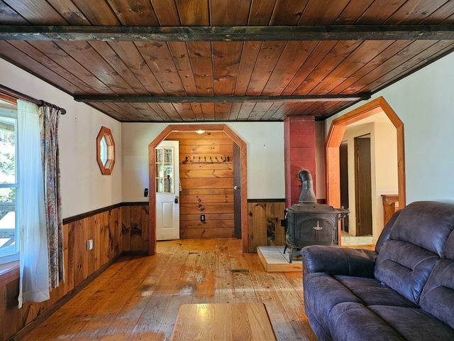 818 Davidson Hill Road, Chester, VT 05143