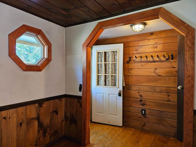 818 Davidson Hill Road, Chester, VT 05143