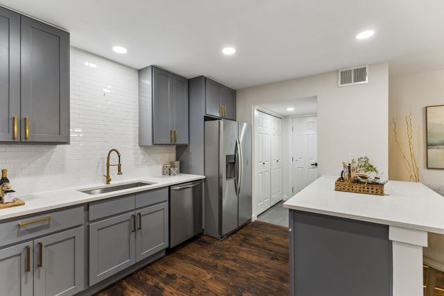 8305 Summer Place DR, Austin, TX 78759