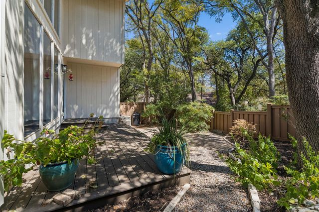 8305 Summer Place DR, Austin, TX 78759
