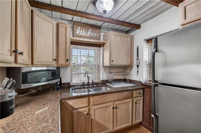 1719 Naomi Road, Randleman, NC 27317
