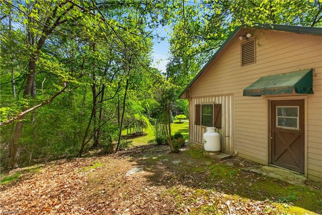 1719 Naomi Road, Randleman, NC 27317