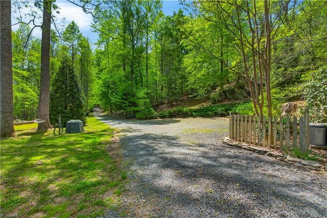 1719 Naomi Road, Randleman, NC 27317