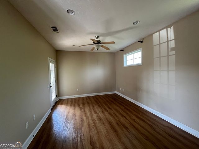 614 Cottage Lane, Lagrange, GA 30240