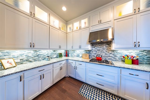 6606 Deleon Street, Irving, TX 75039