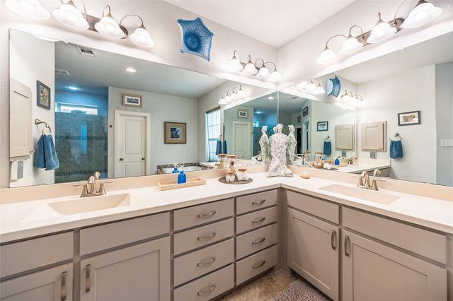 6606 Deleon Street, Irving, TX 75039