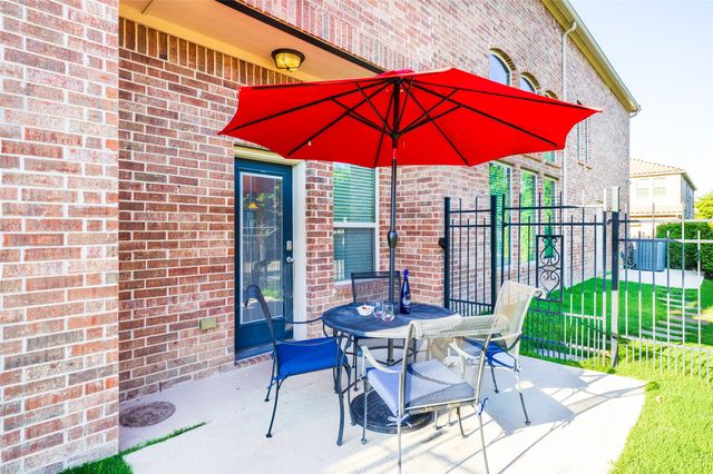 6606 Deleon Street, Irving, TX 75039