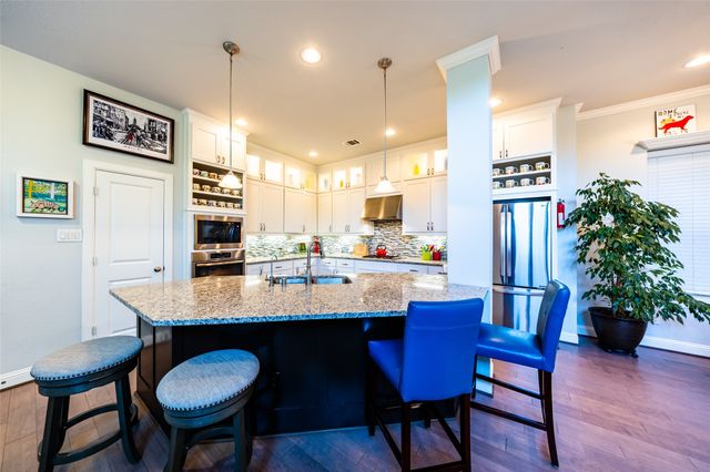 6606 Deleon Street, Irving, TX 75039