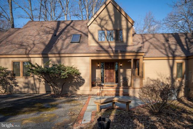 54 TARA CIR, Bumpass, VA 23024