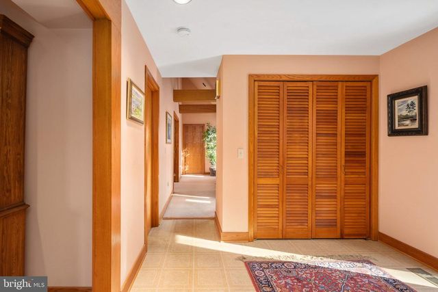 54 TARA CIR, Bumpass, VA 23024