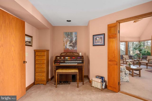 54 TARA CIR, Bumpass, VA 23024