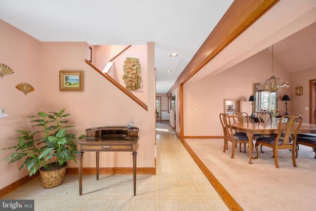 54 TARA CIR, Bumpass, VA 23024