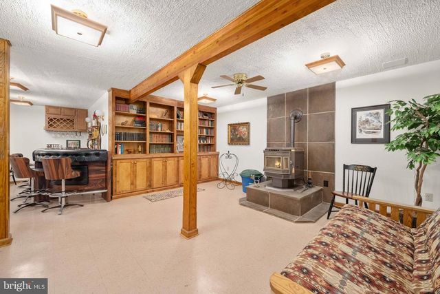 54 TARA CIR, Bumpass, VA 23024