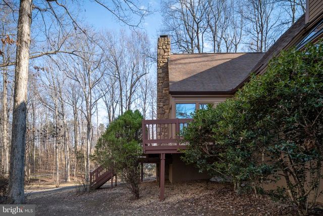 54 TARA CIR, Bumpass, VA 23024