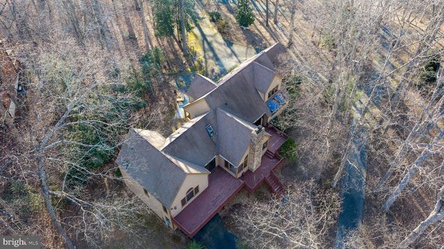 54 TARA CIR, Bumpass, VA 23024