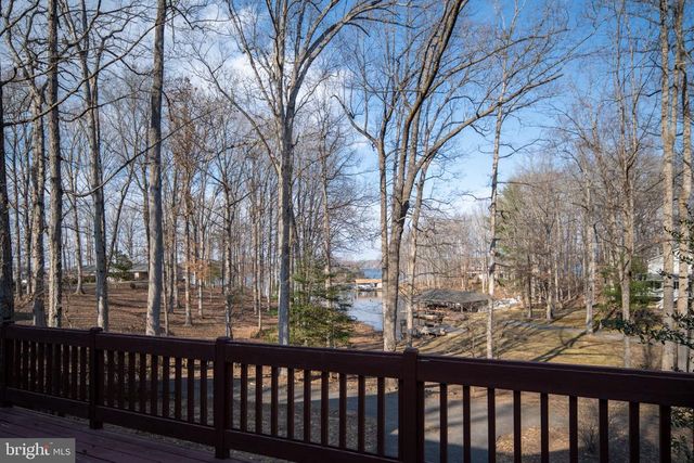 54 TARA CIR, Bumpass, VA 23024