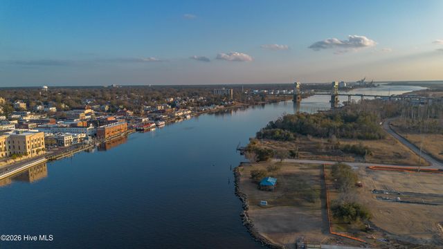 21 N Front Street Unit 2e2, Wilmington, NC 28401