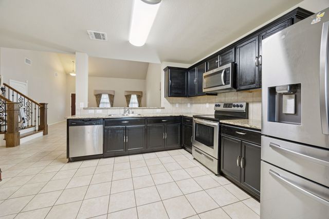 1035 Sadie Street, Forney, TX 75126