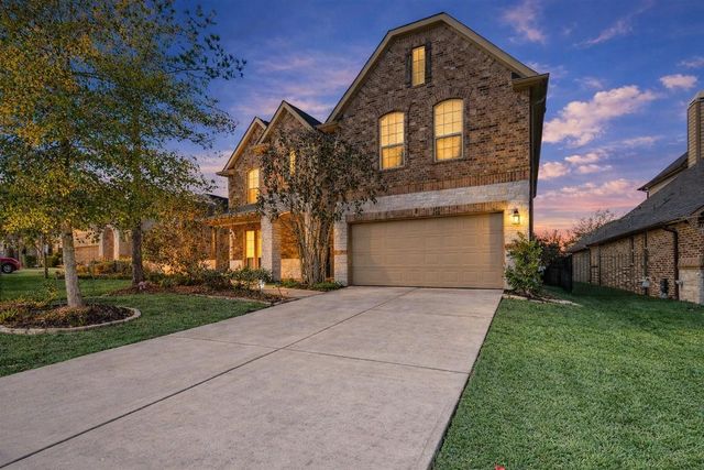 35 N Wheatleigh Drive, Tomball, TX 77375