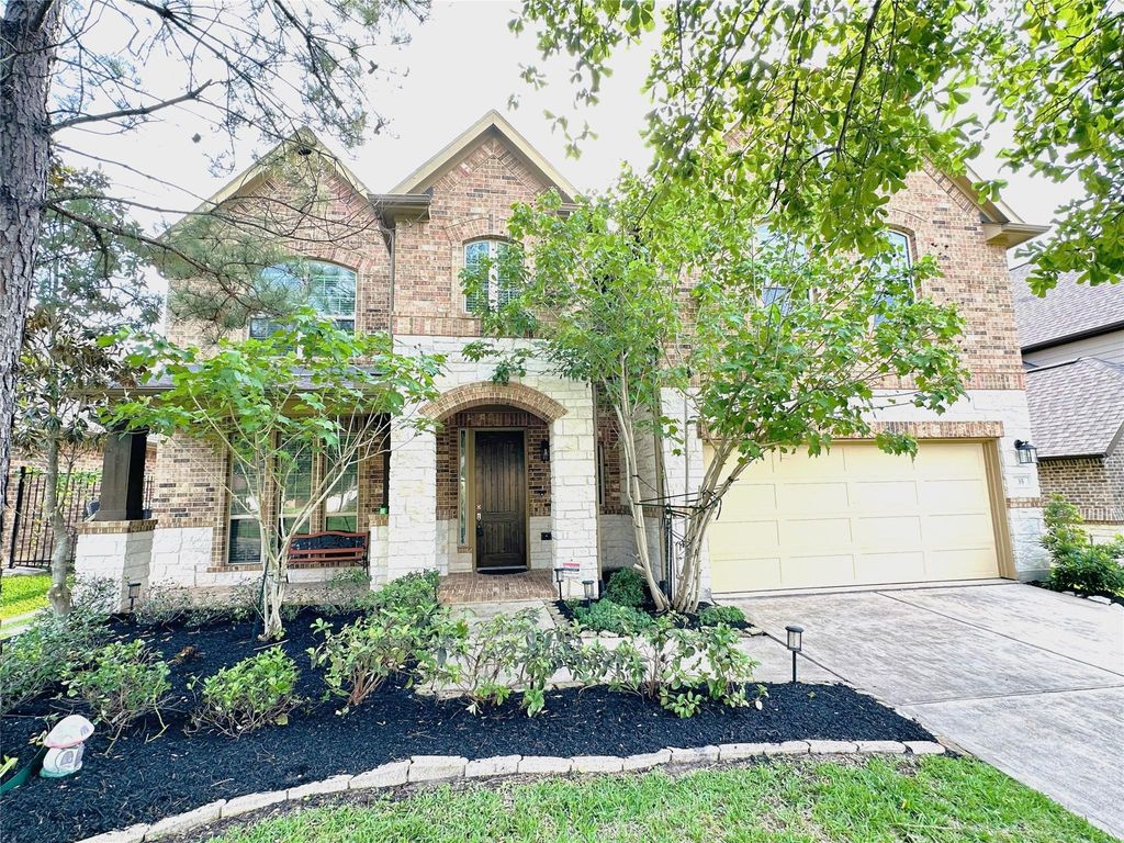 35 N Wheatleigh Drive, Tomball, TX 77375